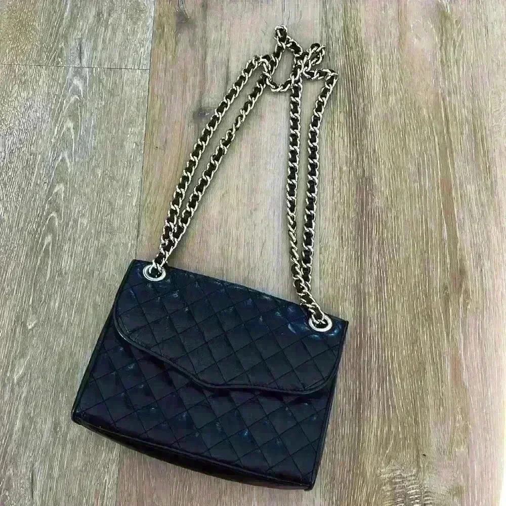 Rebecca Minkoff black affair quilted leather purse with chainlink strap